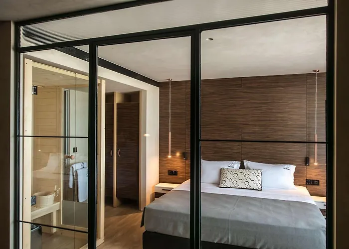 Chania Flair Boutique Hotel, Adults Only, Tapestry Collection By Hilton Szálloda Hriszí Aktí Haniá